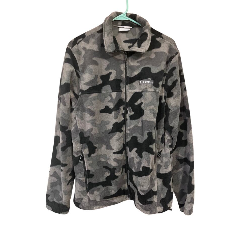 Columbia Camo Fleece full zip Jacket size medium